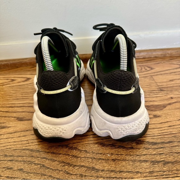 Men's Adidas Ozweego Sneakers Size 6.5 - Picture 3 of 6